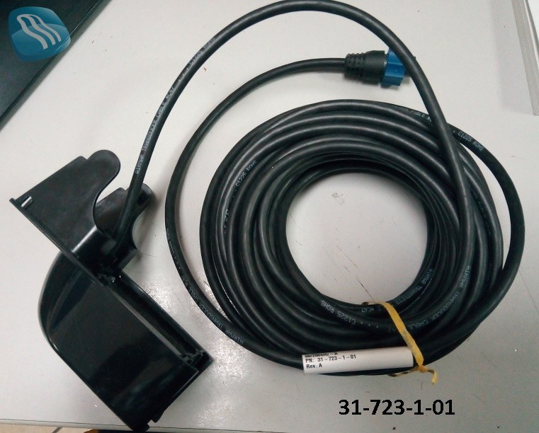 TRANSOM-MOUNT, DUAL FREQUENCY 50/200KHZ WITH